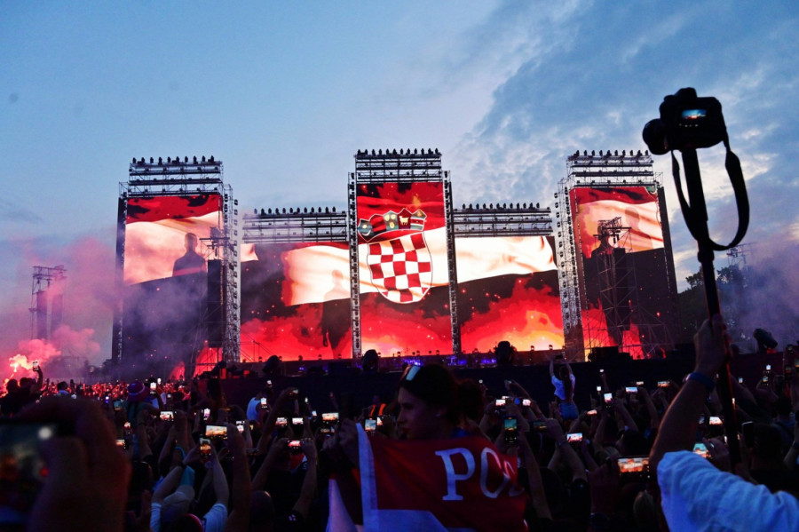 Tompson ne odustaje od ustaškog pokliča: S ponosom ću pevati Bojna Čavoglave