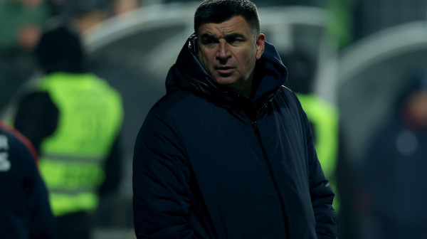 Radovan i 23. novembar – Zvezda ni ne mora da izađe na teren