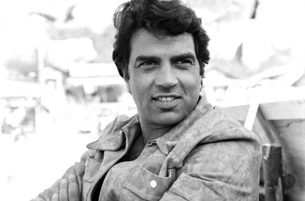 Umro "Hi-Men iz Bolivuda"