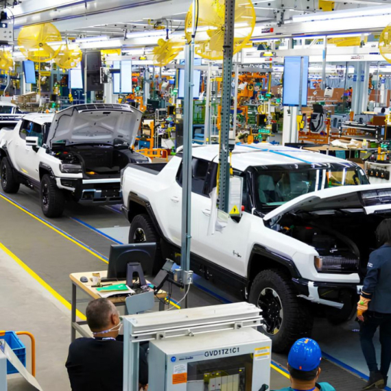 Pad tražnje za električnim vozilima ugrožava ulaganja u EV baterijske fabrike