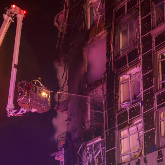 Rusi brutalno udarili na Kijev; Prebrojavaju se mrtvi FOTO/VIDEO