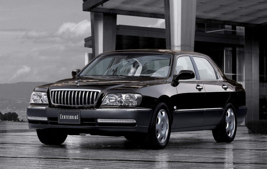 Mejlovi otkrivaju: Epstajn pokušao da uveze ove zabranjene automobile