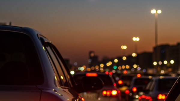 Gužve paralisale Beograd; Vozila "mile", mostovi blokirani FOTO