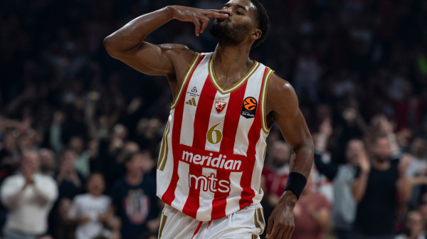 Batler otkrio – četiri tima ga želela pored Zvezde: "Samo da me niko drugi ne bi doveo..." VIDEO