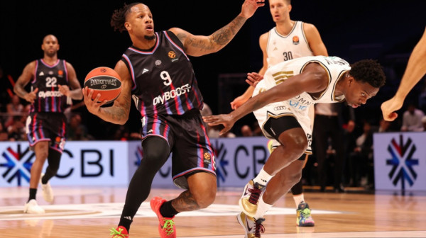 Drama: Dubai preživeo Pariz