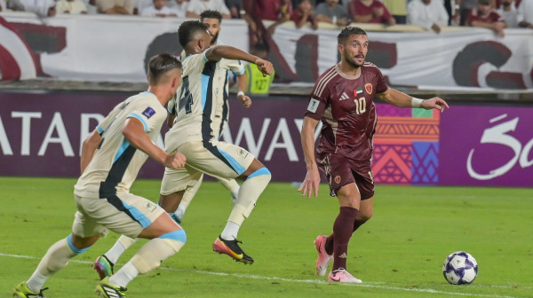 Tadić kao u najboljim danima – sa zavojem oko glave podelio čas fudbala VIDEO