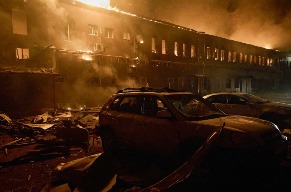 Ruska vozila u vatri; Totalno uništenje; Pretnje Putinu VIDEO