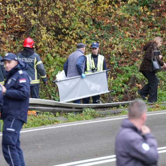 Two bodies found in a car that was discovered in a canal near Ovčar Banja – PHOTO