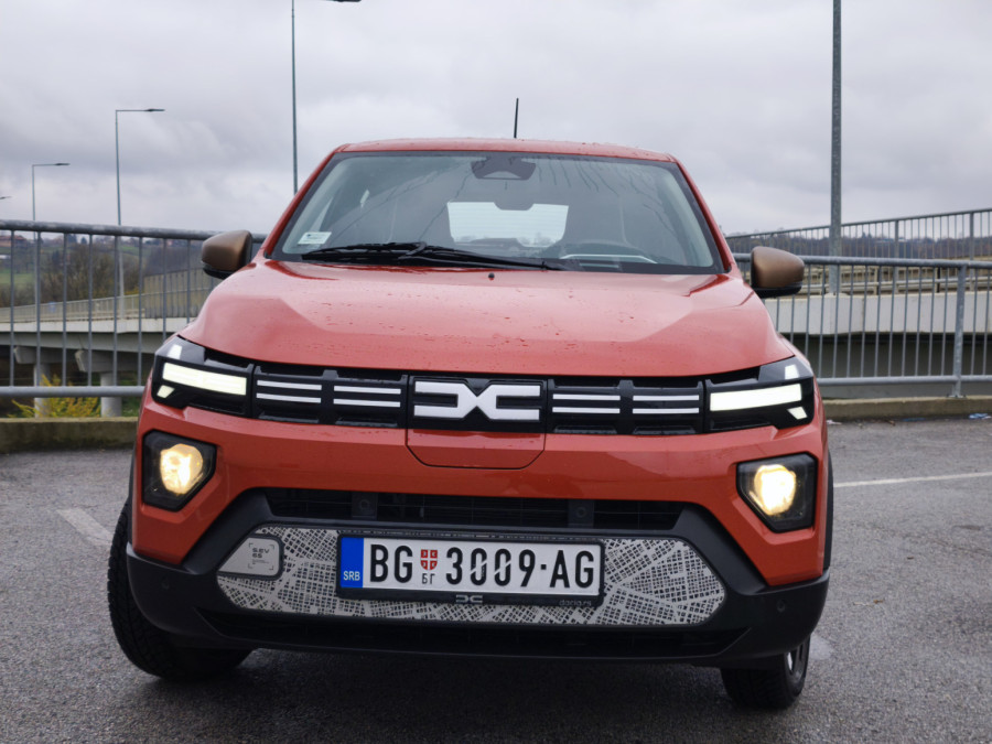 Vozili smo: Dacia Spring – da li se isplati jeftin električni auto?