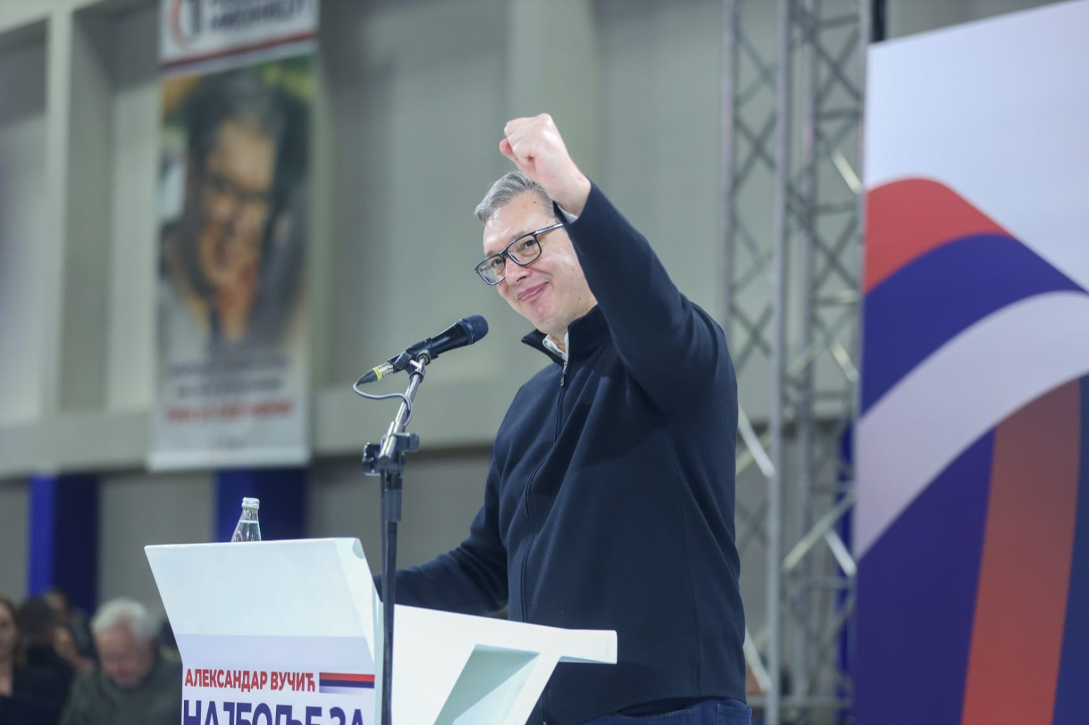 Vučić sa skupa u Mionici poručio: Možemo da izaberemo najbolje za Srbiju; Verujem u ubedljivu pobedu FOTO