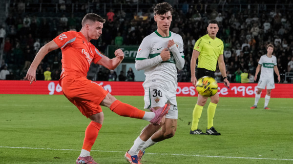 Real i Arsenal u "klinču" oko talentovanog veziste