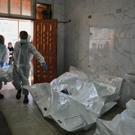 Stiglo još 15 tela FOTO