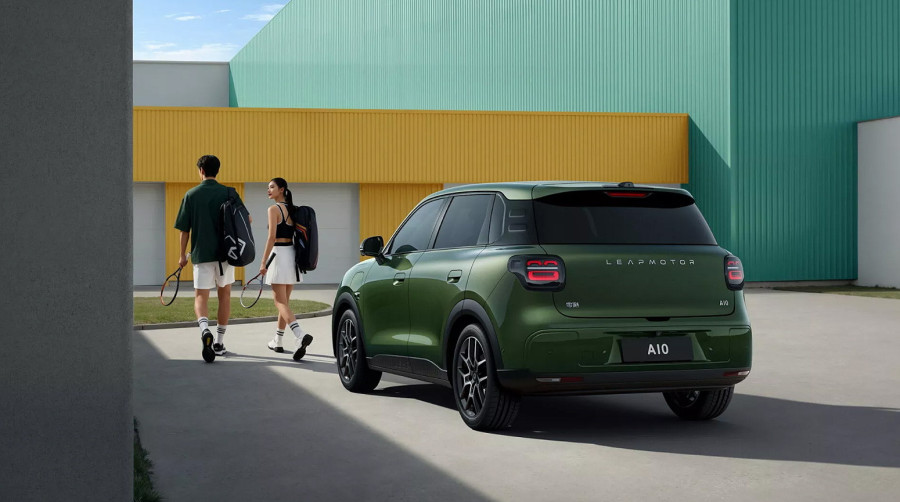 Stellantis napada kineske rivale u EU – kineskim električnim SUV-om FOTO