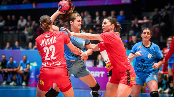 Srpkinje silovito otvorile Svetsko prvenstvo – "pao" Urugvaj!