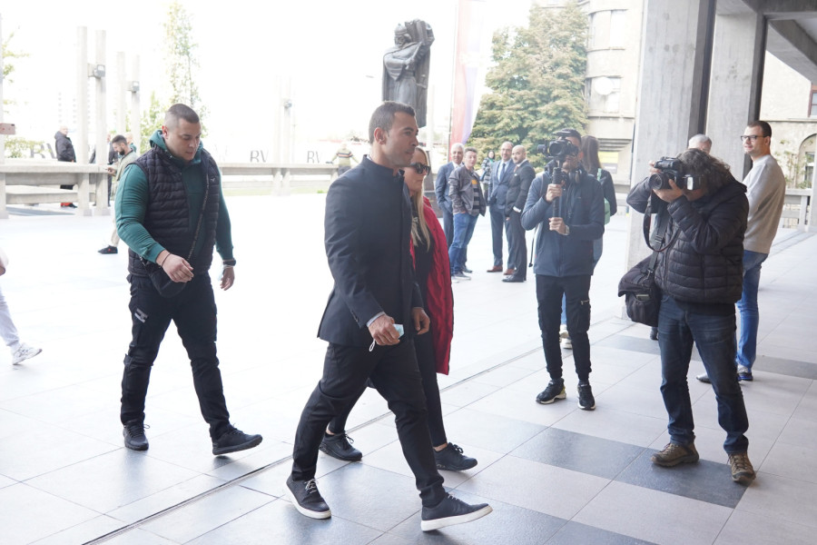 Uroš Ćertić isekao čoveka mačetom u centru Beograda: Policija traga za našim najpoznatijim kaskaderom