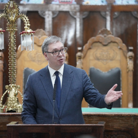 Vučić: Ponosan sam što smo sačuvali samostalnost bez obzira na napade