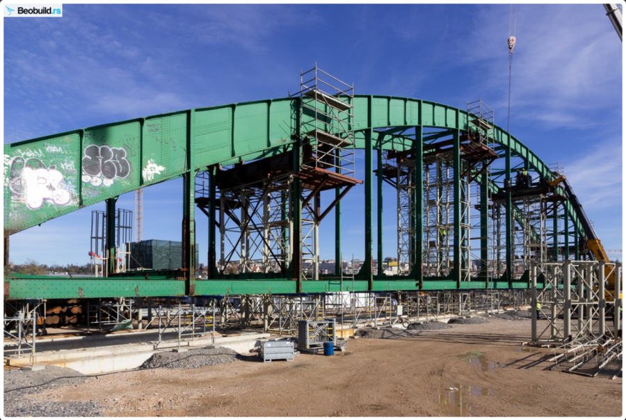 Počela montaža novog mosta na Savi FOTO