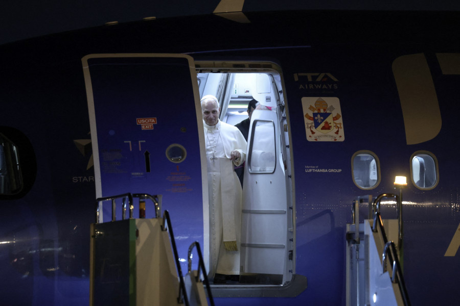 Iznenađenje za papu na letu za Tursku: Kako ste sa ovim prošli obezbeđenje?