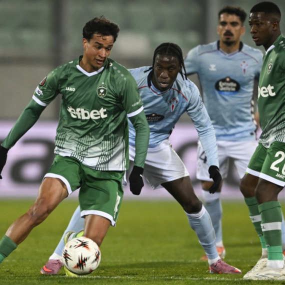 Prvi het-trik Petra Stanića! PAOK se okliznuo u Solunu – Roma porazila Dance