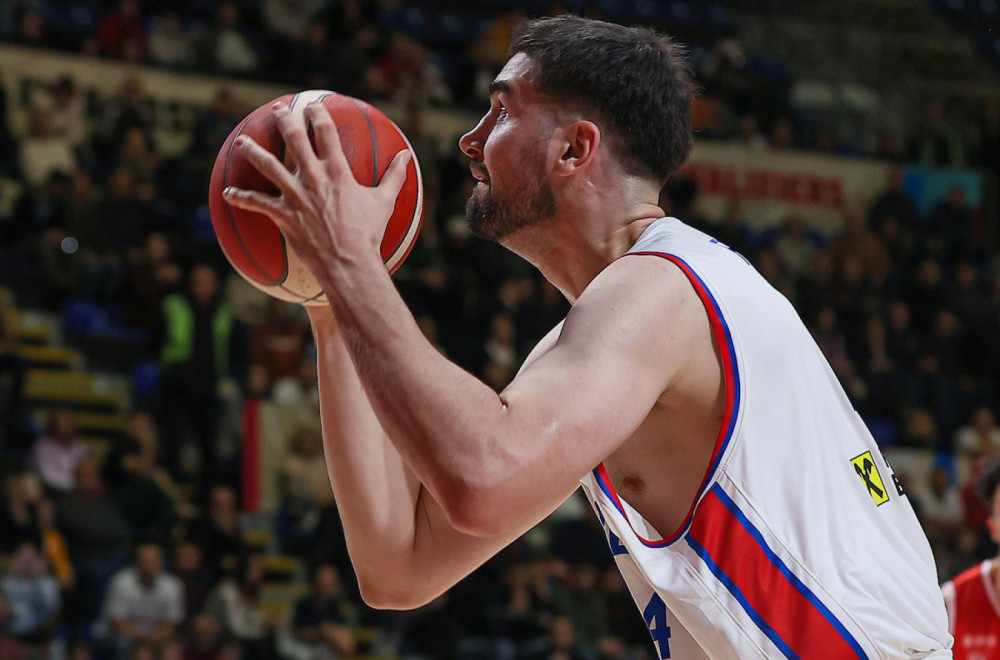 Ristić potpisao sebi rođendansku čestitku: "Reprezentacija iznad svega!"