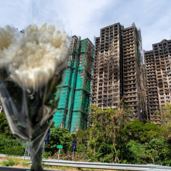 Broj mrtvih u Hong Kongu porastao na 128, najmanje 200 nestalih FOTO/VIDEO