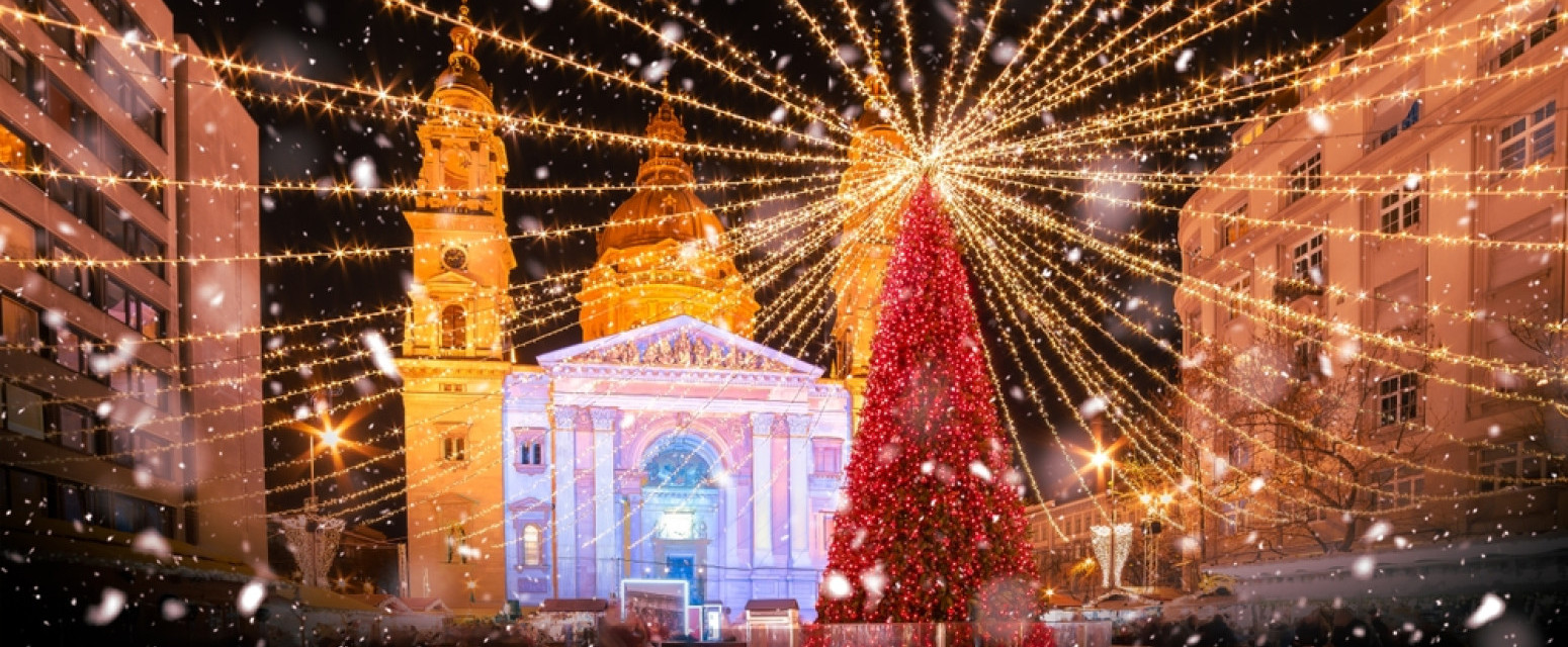 Budimpešta okićena prazničnom čarolijom: Advent bajka koja očarava; Evo šta vas sve čeka FOTO