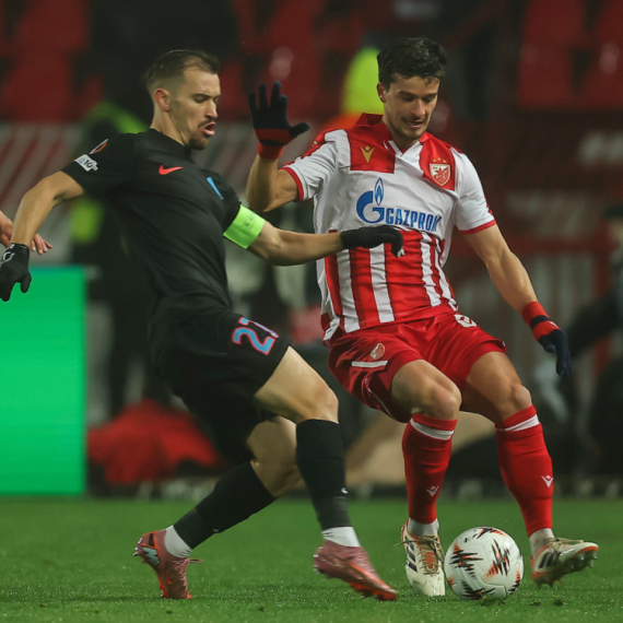 Navijači postrojavali na "Marakani": "Ne želimo da vas vređamo, ali..." VIDEO