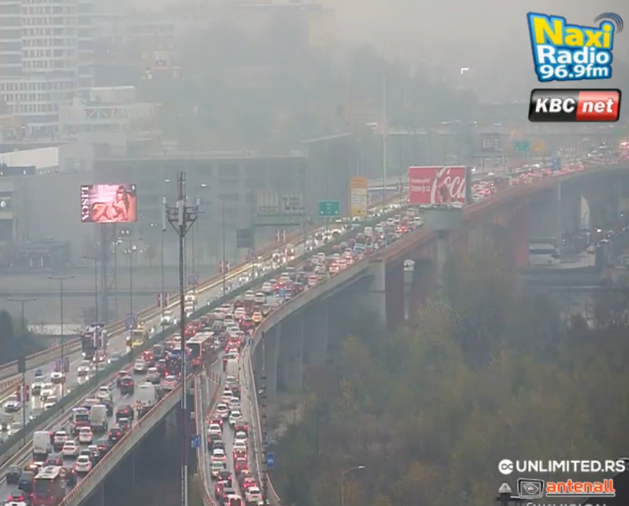 Kolaps u Beogradu: Vozila mile, ovo su najkritičnije tačke; Nema gde igla da padne FOTO