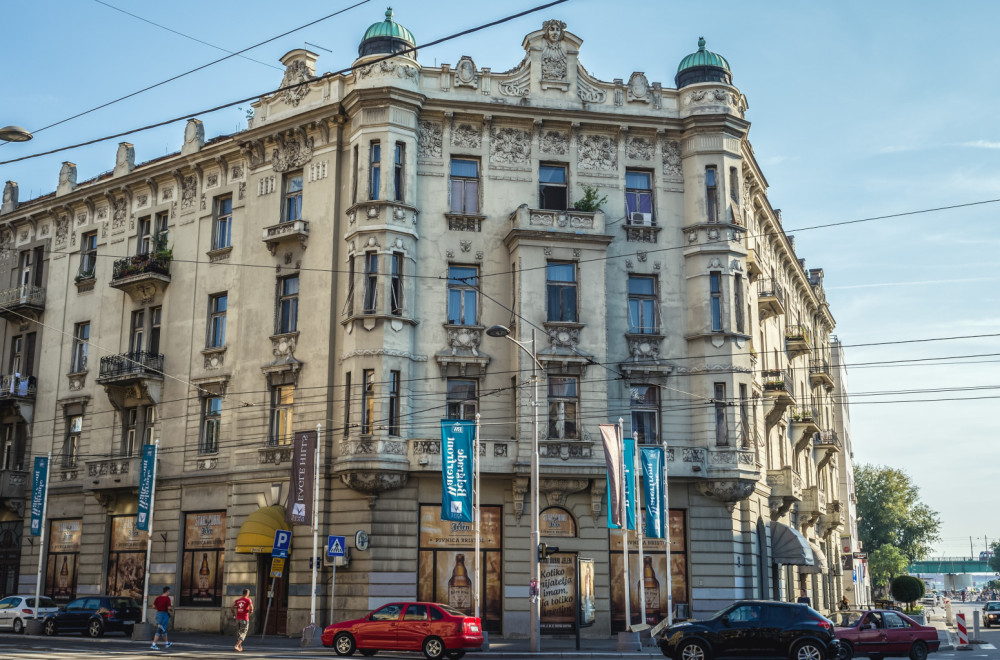 Obnavlja se park kod hotela Bristol: Evo šta je u planu