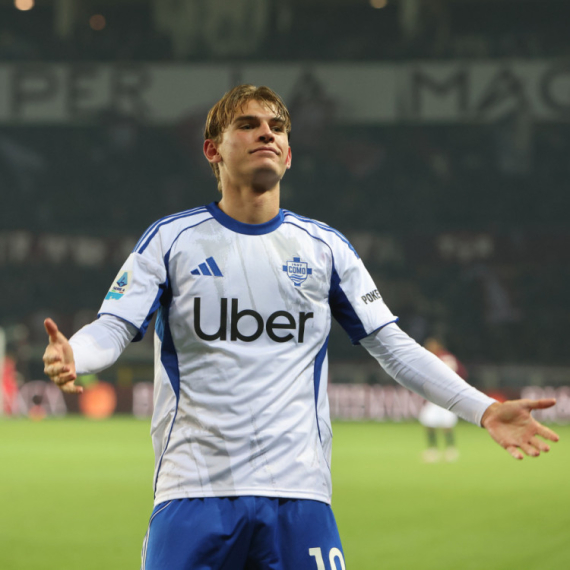 Fabregasova četa grabi ka vrhu – Komo je hit Serije A