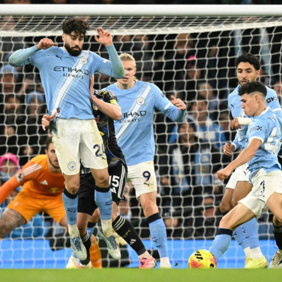 Mančester siti "preživeo" na Etihadu – Sanderlend preokretom do pobede VIDEO