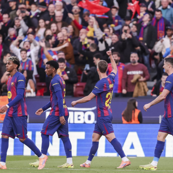 Alaves poveo posle 45 sekundi, ali su Jamal i Rafinja doneli Barsi poklon za rođendan