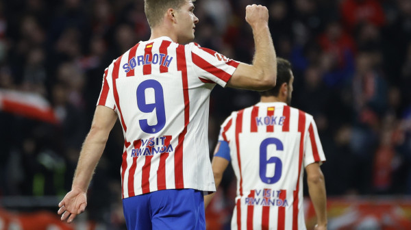 Ovijedo se raspada i bez Paunovića – Atletiko "gazi" VIDEO