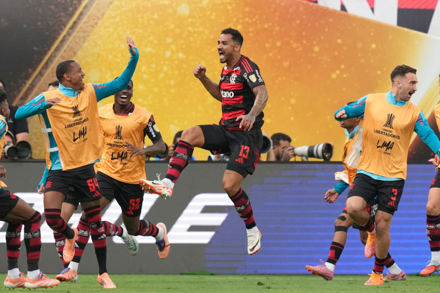 Flamengo i Danilo za istoriju – rubro-negri opet vladaju Južnom Amerikom VIDEO