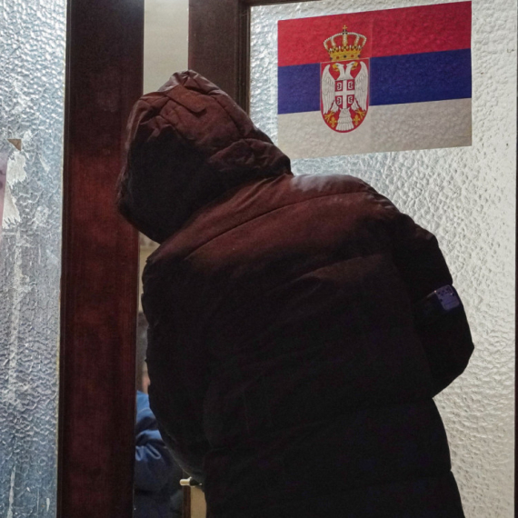 Objavljeni prvi rezultati izbora u Srbiji