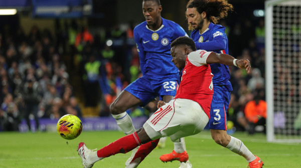 Čelsi kao u ringu – odoleo Arsenalu sa igračem manje VIDEO