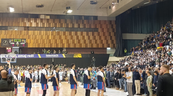 Sramno – pogledajte kako su navijači BiH "pozdravili" himnu Srbije! VIDEO