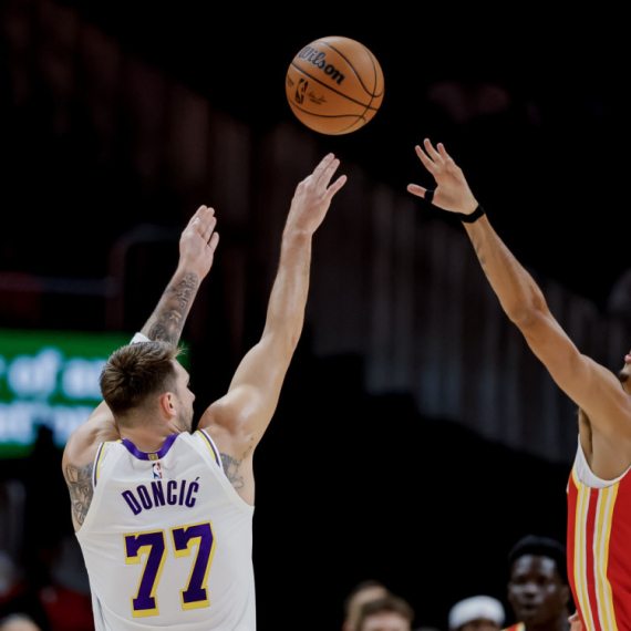 Magični Dončić dabl-dablom vodio Lejkerse do sedme uzastopne pobede VIDEO