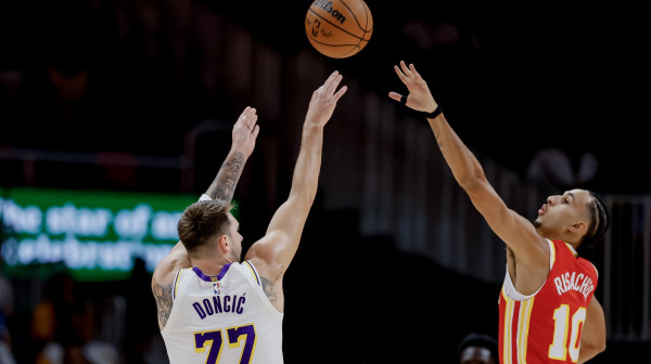 Magični Dončić dabl-dablom vodio Lejkerse do sedme uzastopne pobede VIDEO