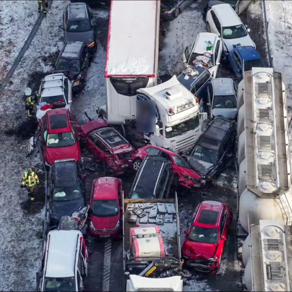 Total highway collapse; This is what a 50-car pile-up looks like PHOTO/VIDEO