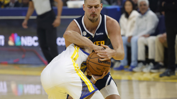 Jokića muči povreda...