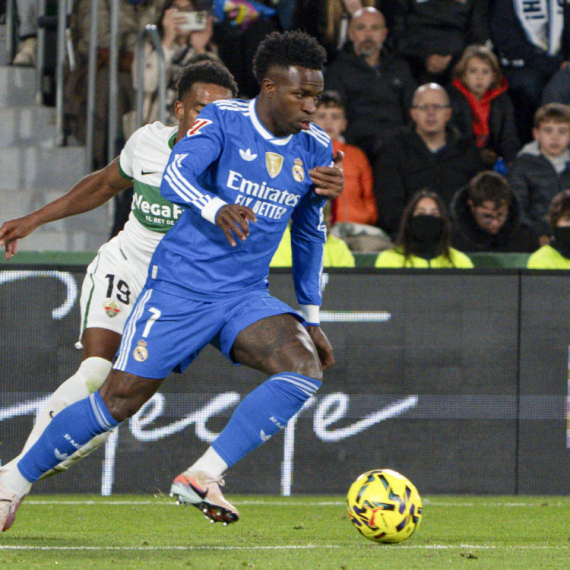 Mančesterski derbi za Vinisijusa