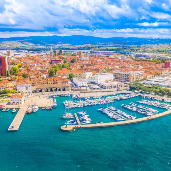 Skriveni biser Jadrana zimi nudi magiju: Vazduh koji oporavlja FOTO