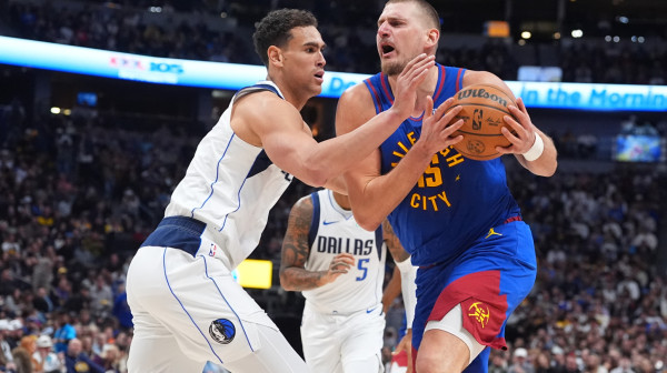 Tripl-dabl Jokića ostao u senci poraza – Dalas nadigrao Denver VIDEO