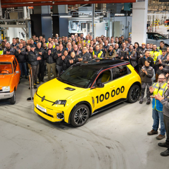 Električni Renault 5 ekspresno do 100.000 vozila! FOTO
