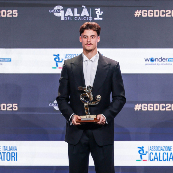 Svilar najbolji golman Serije A, oglasio se i Toti