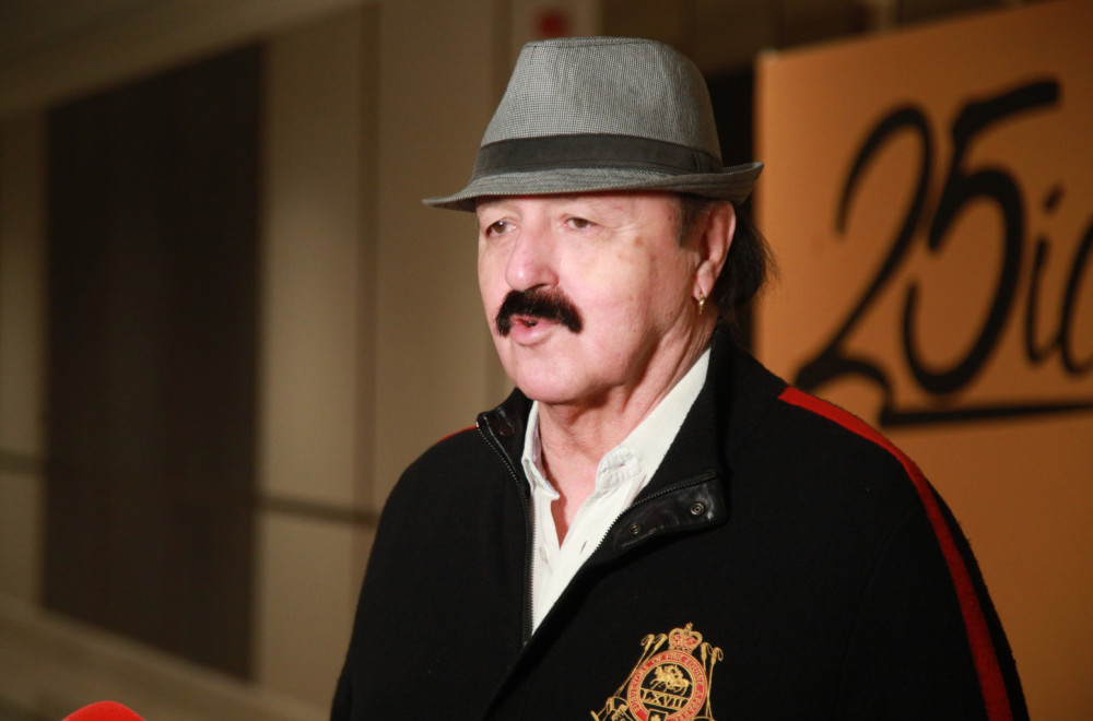 Svi gledali u Harisa Džinovića, a on odbrusio: "Ne znam" FOTO