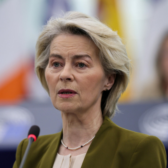 Uskoro četvrto glasanje o nepoverenju Fon der Lajenovoj u sedam meseci