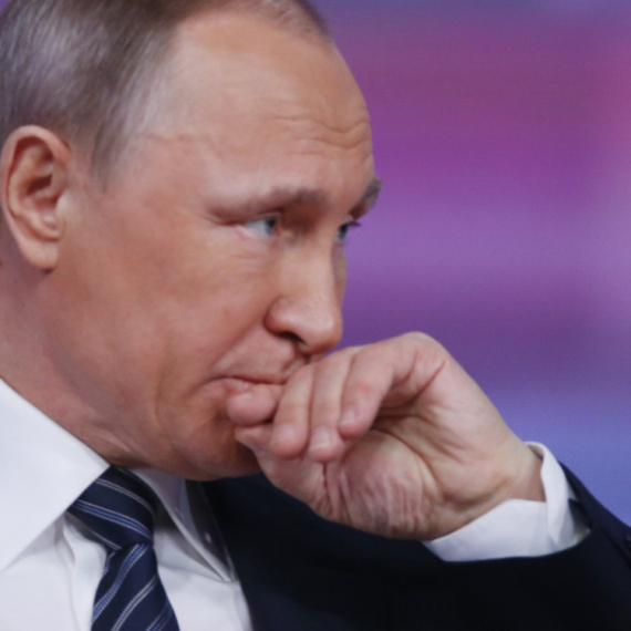 "Putine, moraš da popustiš"