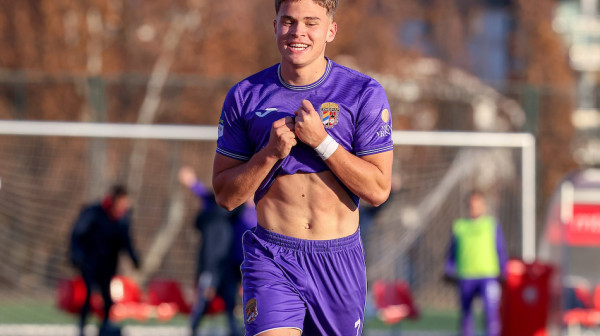 Grafičar deklasirao superligaša – "makazice" spasle Vošu penala! VIDEO